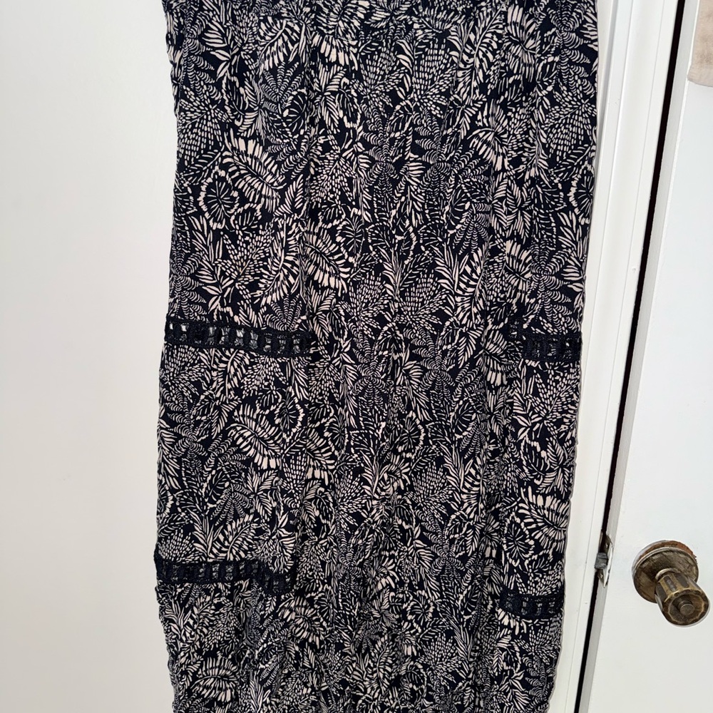 Chic Black and White Leaf Print Wide Leg Pants